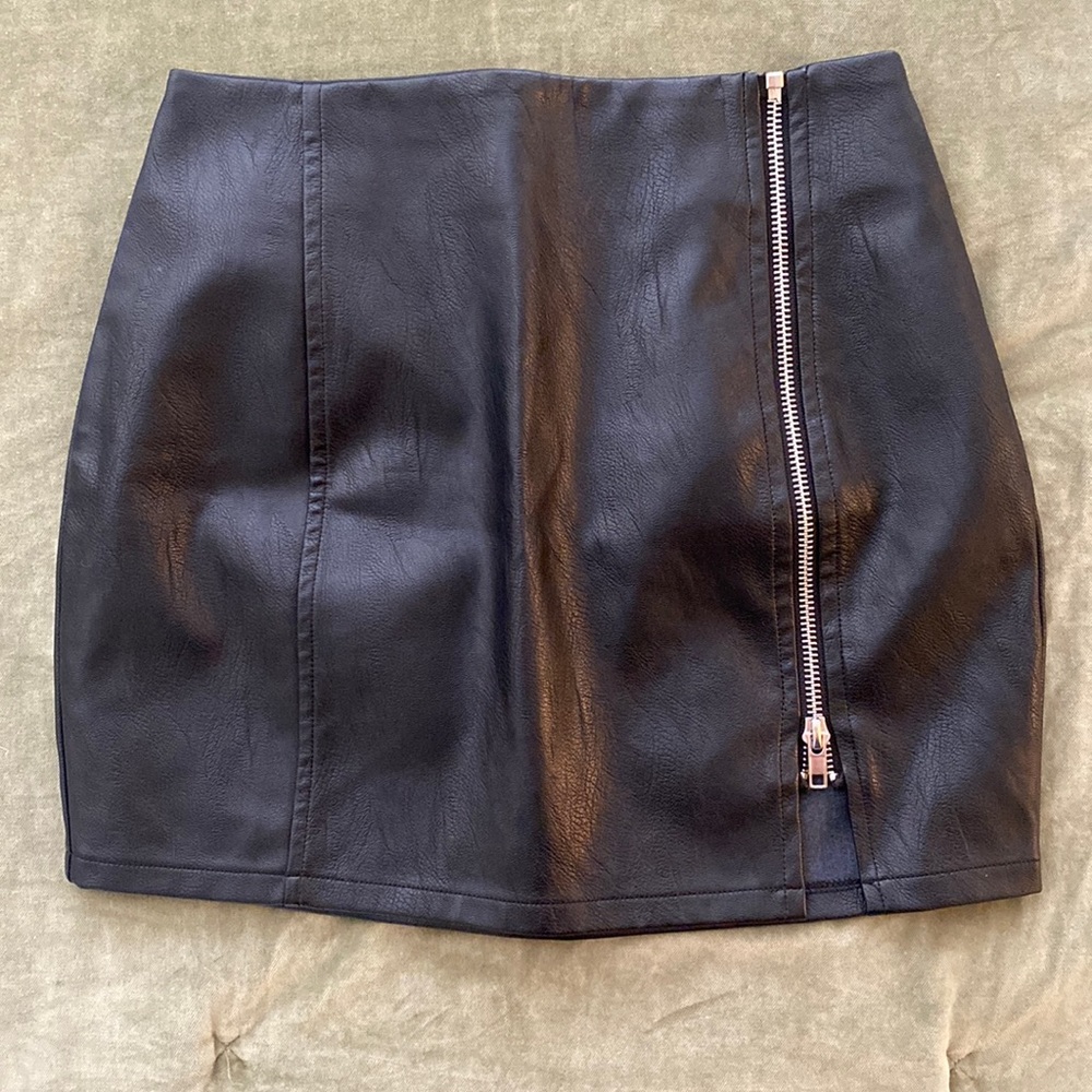 Faux leather mini skirt size XXS